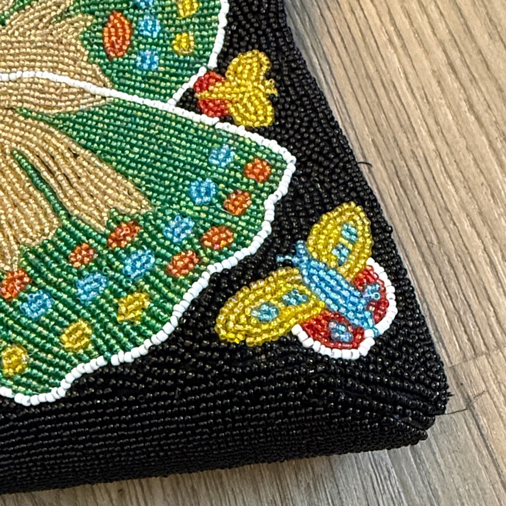 Y2K Beaded Butterfly Handbag - Picture 3 of 15